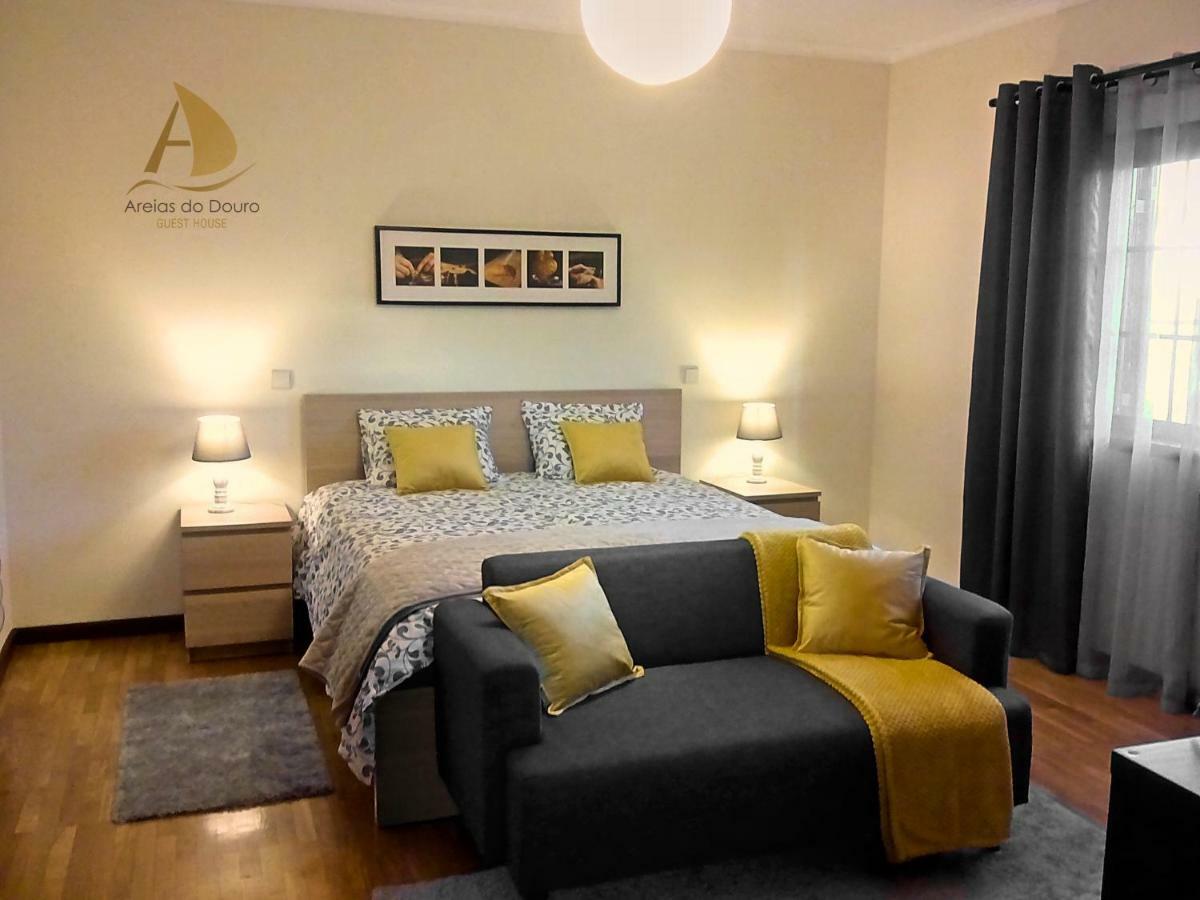 Areias Do Douro Guesthouse กองโดมาร์ ภายนอก รูปภาพ