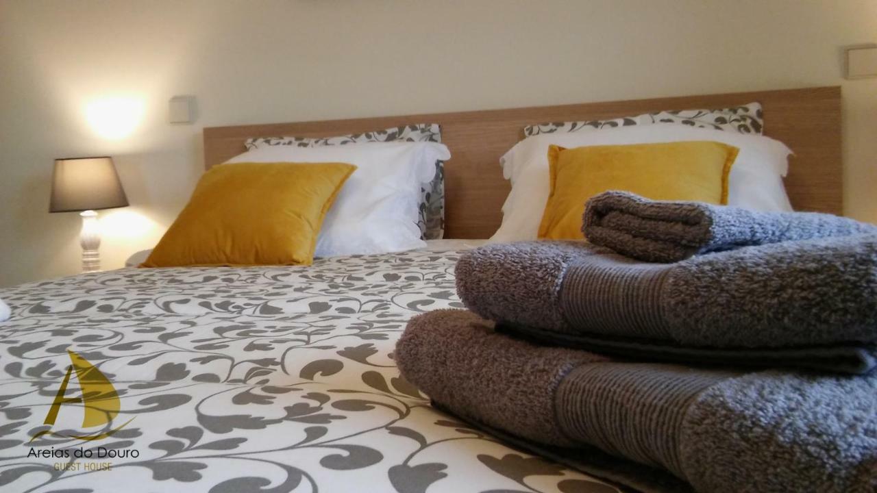 Areias Do Douro Guesthouse กองโดมาร์ ภายนอก รูปภาพ